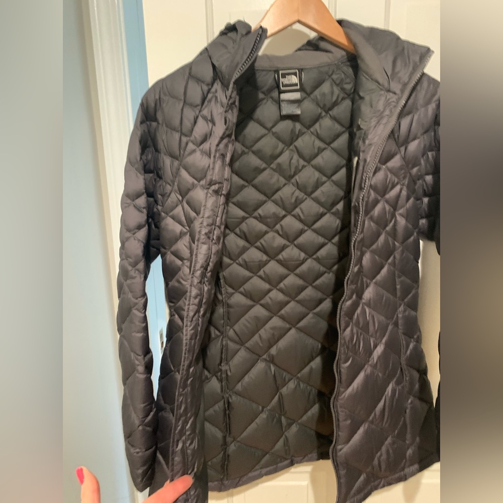 North Face Thermoball Fitted Jacket - image 4